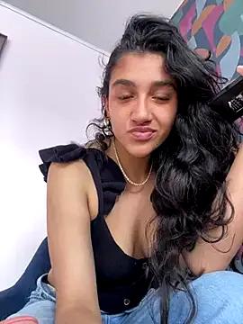 ValentiinaCruz on StripChat