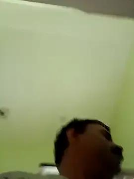 vardh033 on StripChat