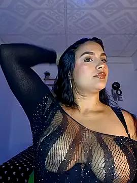 victoria_roussee on StripChat