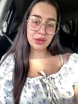 VikiDemini on StripChat 