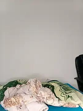 Viola2222 on StripChat