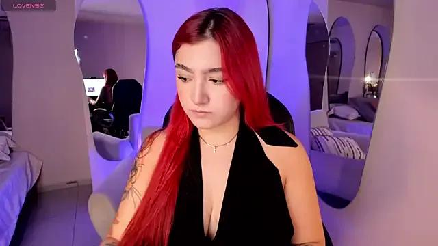 ViolettCastel on StripChat
