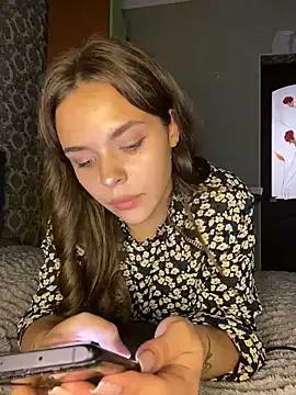 Vioos_20 on StripChat 