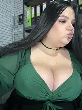 VladaWhite — GIVE ME VIBRATION IN MY PUSSY AT WORK