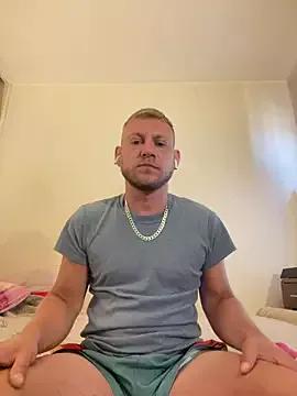 Weestud94 on StripChat 