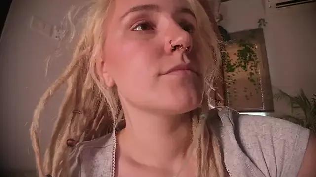 Winnie_sweet on StripChat 