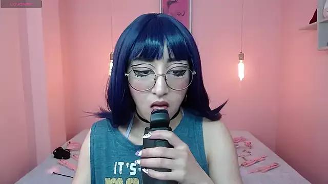 Xayah_77 on StripChat 