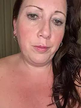 xsexycurvymilf on StripChat 