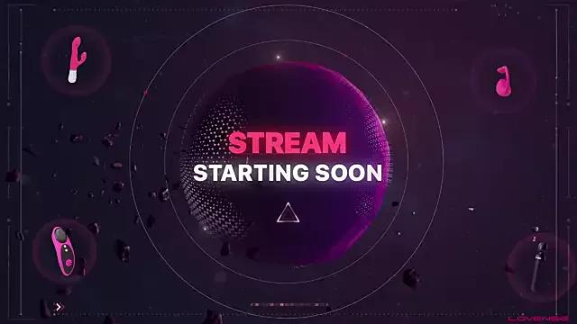 Xuuue on StripChat 