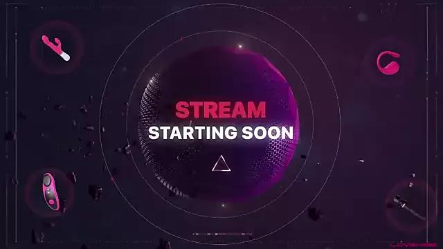Xuuue on StripChat 