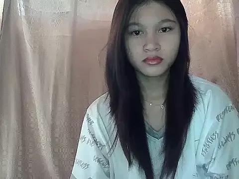xxclara20 on StripChat 
