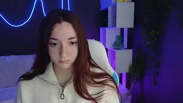 YasmineWest on StripChat