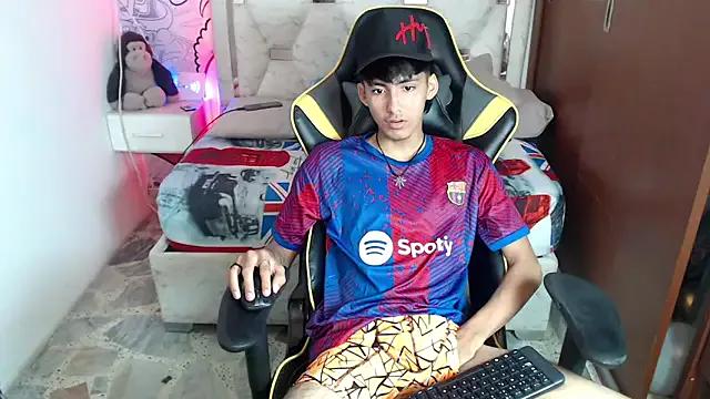 yiisu_ on StripChat