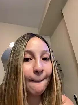 yourlilsecreet — Can you make me squirt today ?