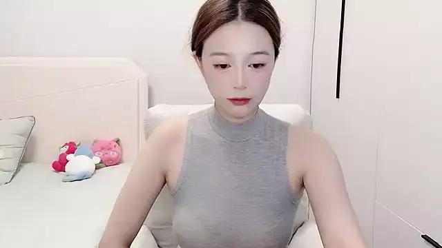 yoyoyo7799 on StripChat 