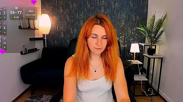 YrKiraXO on StripChat