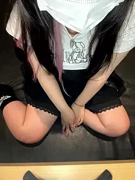 Yua_nyan_cute on StripChat