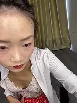 yueyuegirls on StripChat 