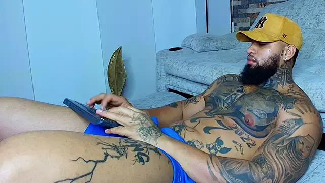 zaiin_diesel on StripChat 