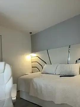 zara_lu on StripChat 