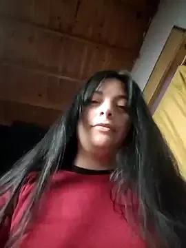 ZaraHoney on StripChat 