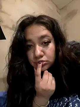ZaritaXxX on StripChat