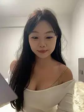 Zeroyiyi on StripChat