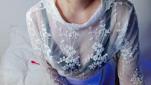 Zinzin_chan on StripChat 