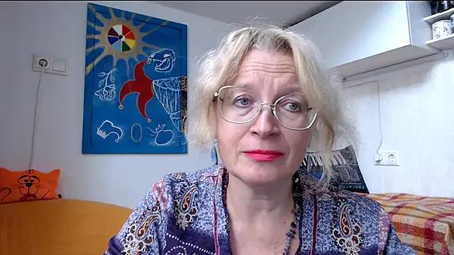 Zosya1111 — Private on StripChat