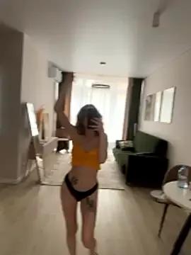 Zx001Li on StripChat 